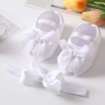 Обувь для маленьких девочек, обувь для детской кроватки + лента для волос, обувь для новорожденных малышей, первые ходунки, обувь принцессы с бантом, Мягкая нескользящая обувь