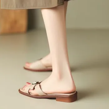 2023 Летние босоножки на плоской подошве с открытыми носками, женские тапочки, простые и универсальные мюли в стиле ретро